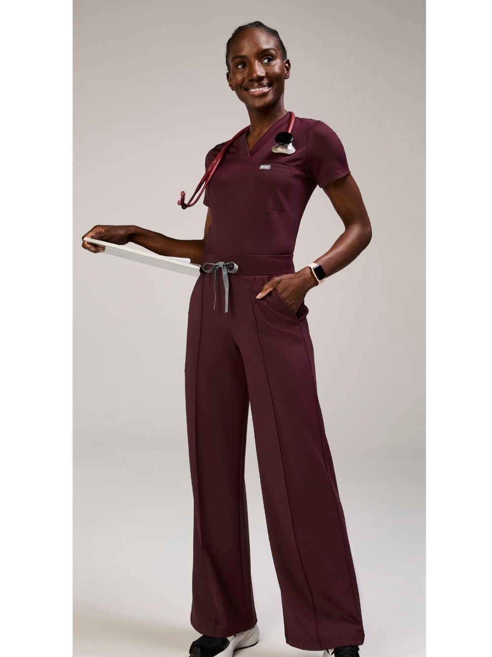 FIGS FORMx Women’s Scrub Set Burgundy/Wine (XS Top Small Pants)